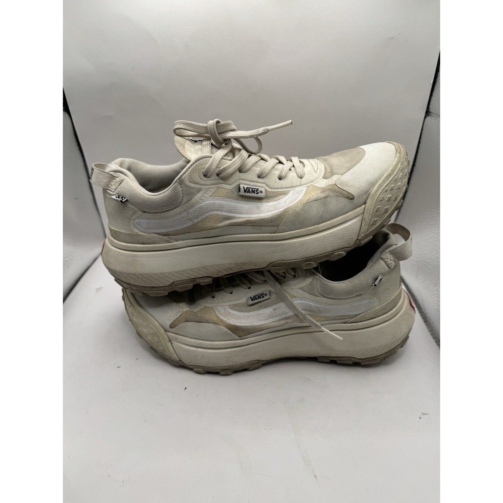 Vans UltraRange EXO Off Triple White Low Top Skate Shoes Women 8 Men 6.5 No Box